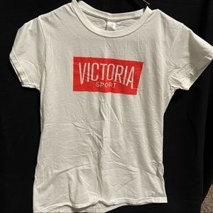 Victoria Tee